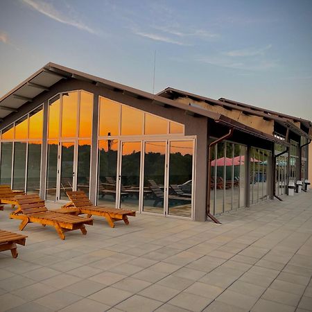 Hotel Aquacool Crasna  Exterior foto
